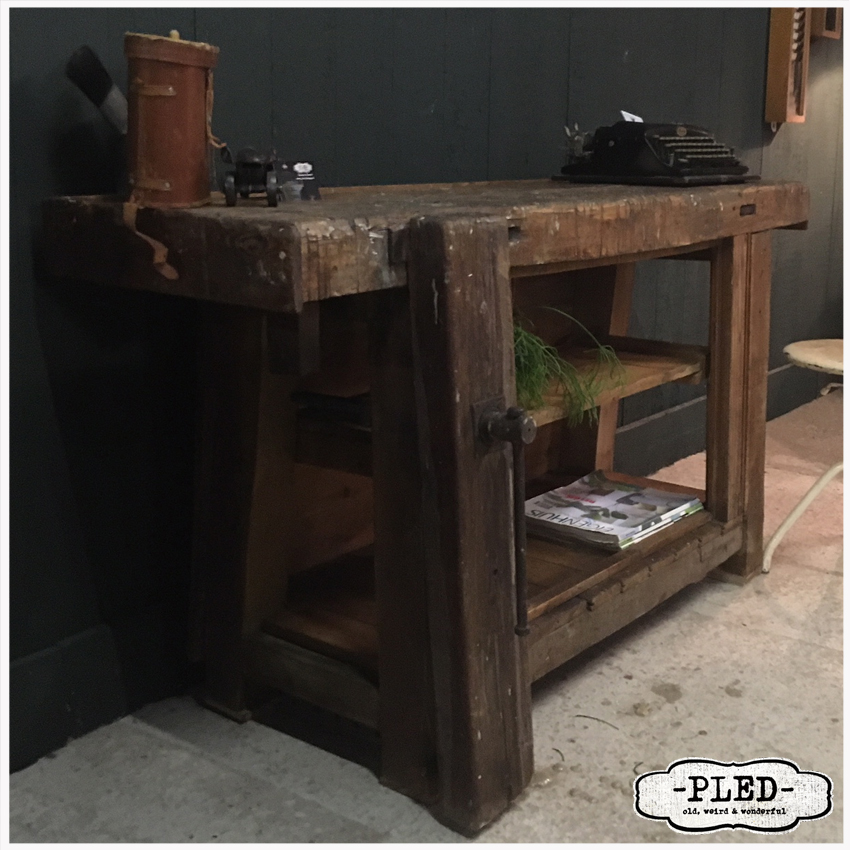 les Vertrouwelijk Terugroepen Oude werkbank – Vintage | Antique | Furniture | Industrial
