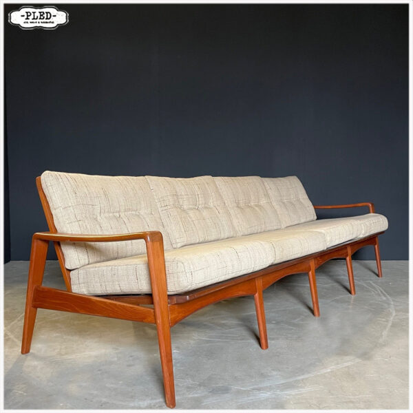 Vintage teak 4-zitsbank van Arne Wahl Iversen, sixties