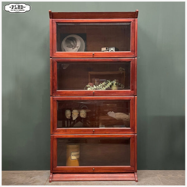 Stacking bookcase met facet geslepen glas