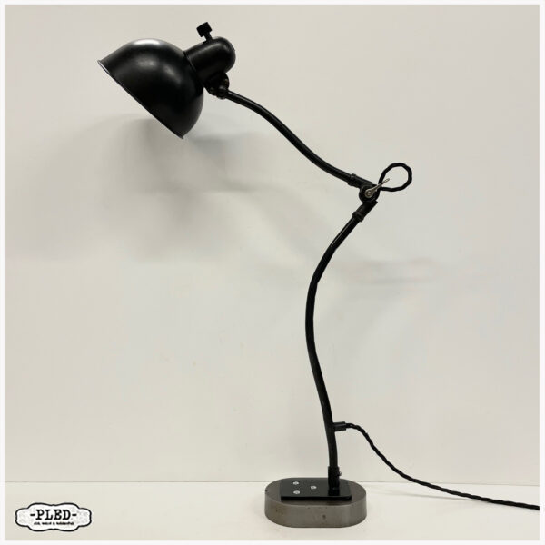 Vroege 'Gelenklampe' van Kaiser iDell