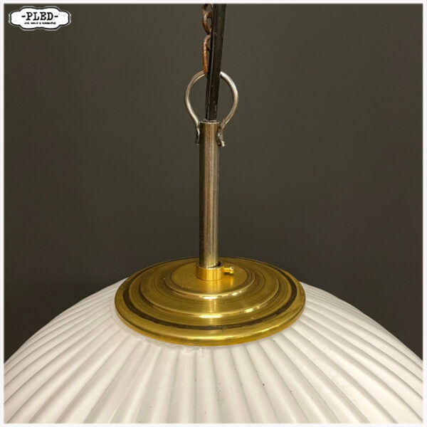 Prachtige, oude, opaalglazen hanglamp / globe - Afbeelding 3