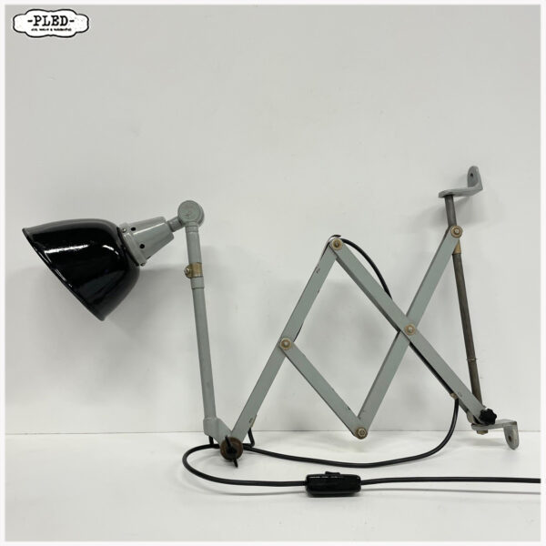 Midgard schaarlamp Model 1101