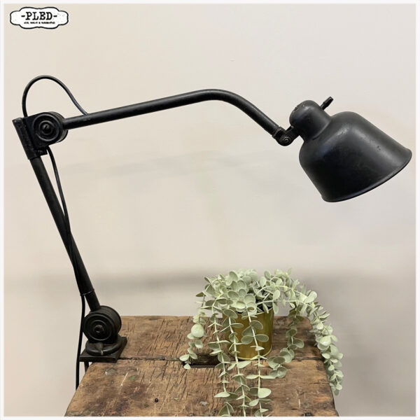 Oude (werk)tafellamp van Hala, model 122 - Afbeelding 4