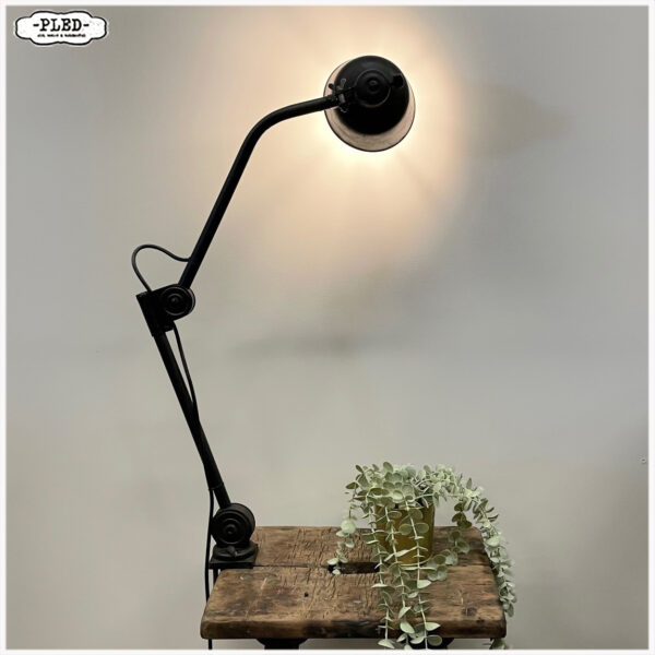 Oude (werk)tafellamp van Hala, model 122 - Afbeelding 3
