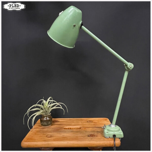 Twee armige werkplaatslamp met tafelklem - Afbeelding 4