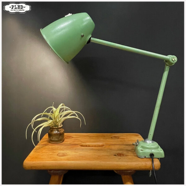 Twee armige werkplaatslamp met tafelklem - Afbeelding 8