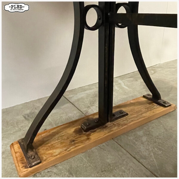 Grote industriële hard houten tafel (283,5 cm lang) - Afbeelding 13