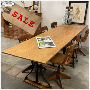 Grote industriële eiken houten tafel (283,5 cm lang)