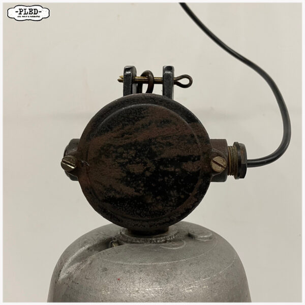 Oude, industriële fabriekslamp van Siemens - Afbeelding 8