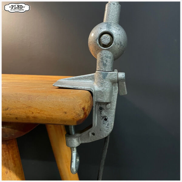 Franse Lumina atelierlamp, met tafelklem - Afbeelding 10