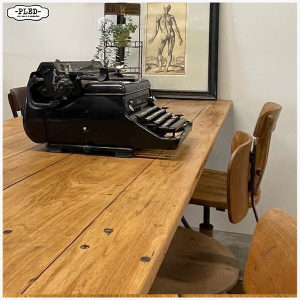 Grote industriële hard houten tafel (283,5 cm lang) - Afbeelding 8