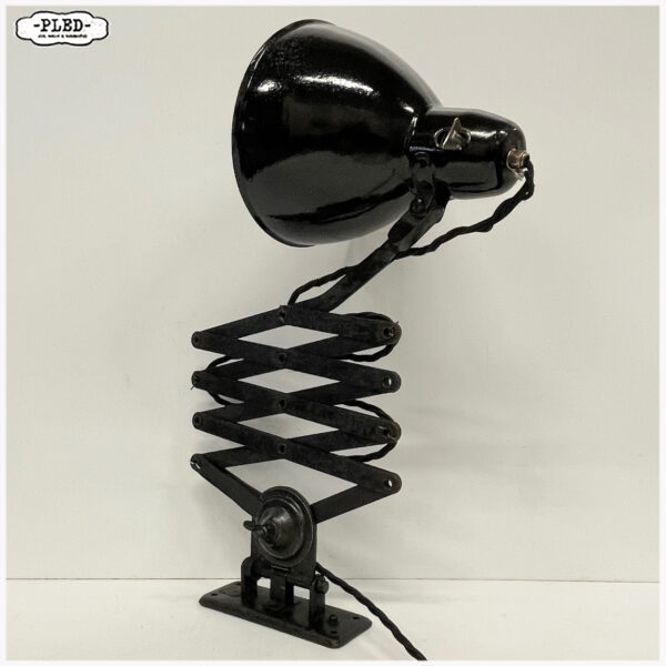 Oude schaarlamp met zwart emaille kap, Bauhaus, DRGM - Afbeelding 7