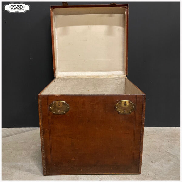 Oude reiskoffer - Afbeelding 7