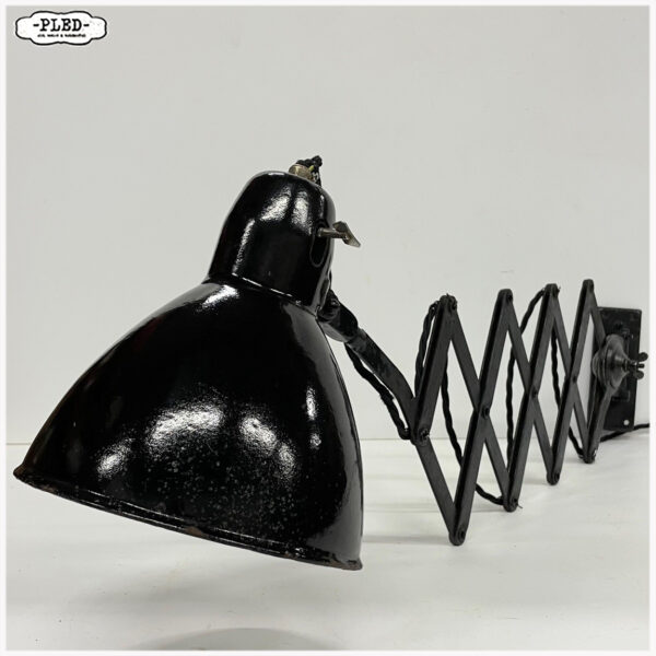 Oude schaarlamp met zwart emaille kap, Bauhaus, DRGM - Afbeelding 9