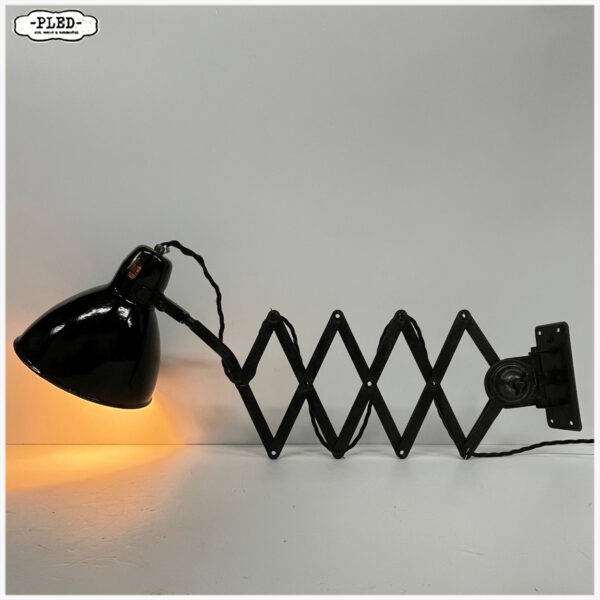 Oude schaarlamp met zwart emaille kap, Bauhaus, DRGM - Afbeelding 4