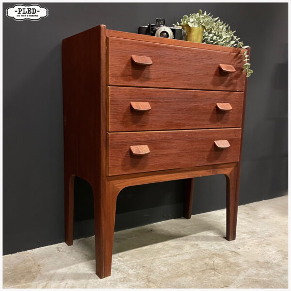 Teak houten ladekastje van Poul M. Volther, Denemarken