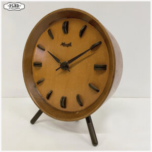 Mid century teak klok van Kienzle