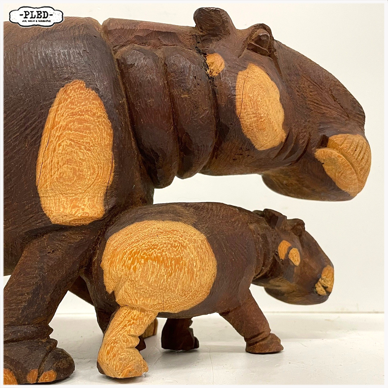 Houten beeld van moeder nijlpaard met haar kalf - Afbeelding 9