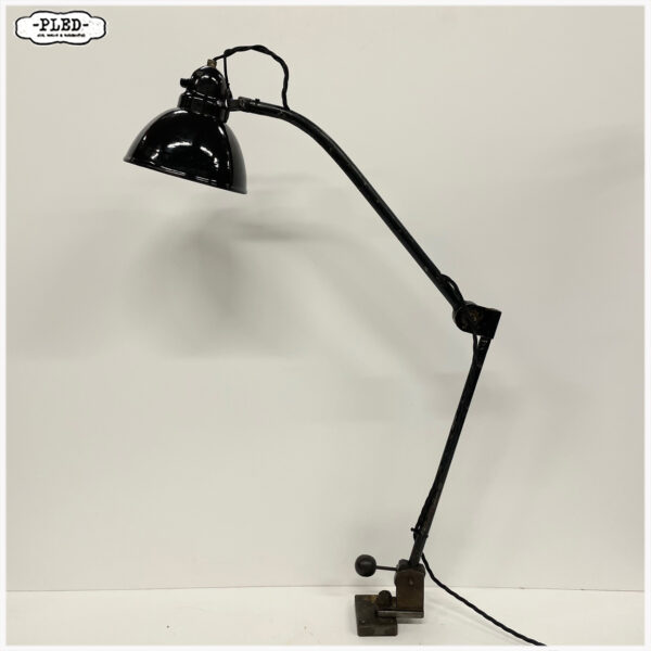 Twee armige industriële lamp, Bauhaus