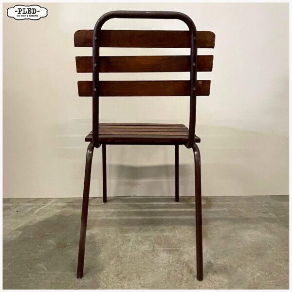 Oude stapelbare (terras)stoelen - Afbeelding 7