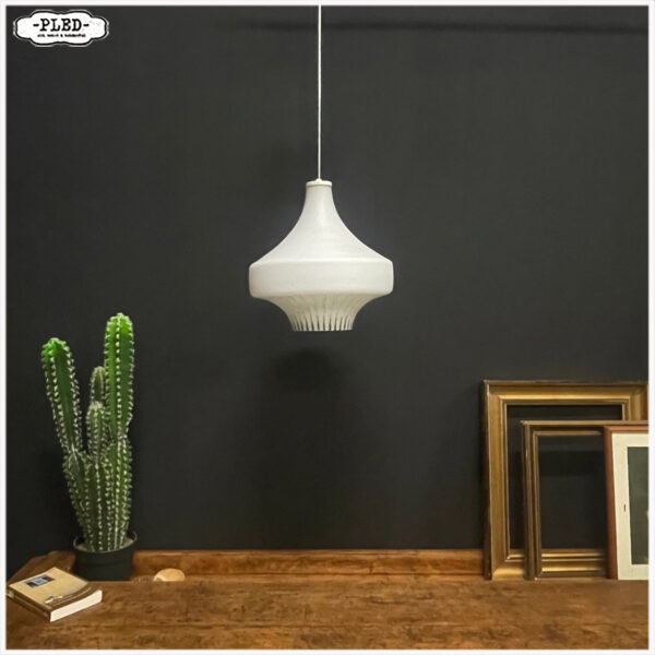 Vintage opaline pendel lamp, space age, Dřevo Humpolec - Afbeelding 14