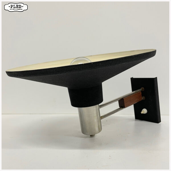 Vintage wandlamp in de stijl van Niek Hiemstra