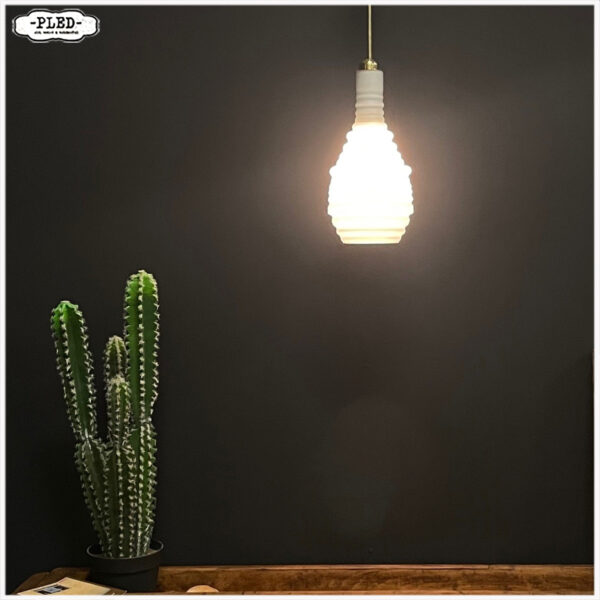 Fraaie pendellamp, opaalglas, Tsjechoslowakije, sixties - Afbeelding 4