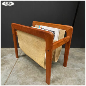 Deense Mid Century tijdschriftenhouder, teak