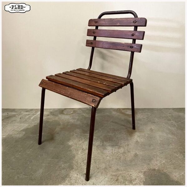 Oude stapelbare (terras)stoelen - Afbeelding 4