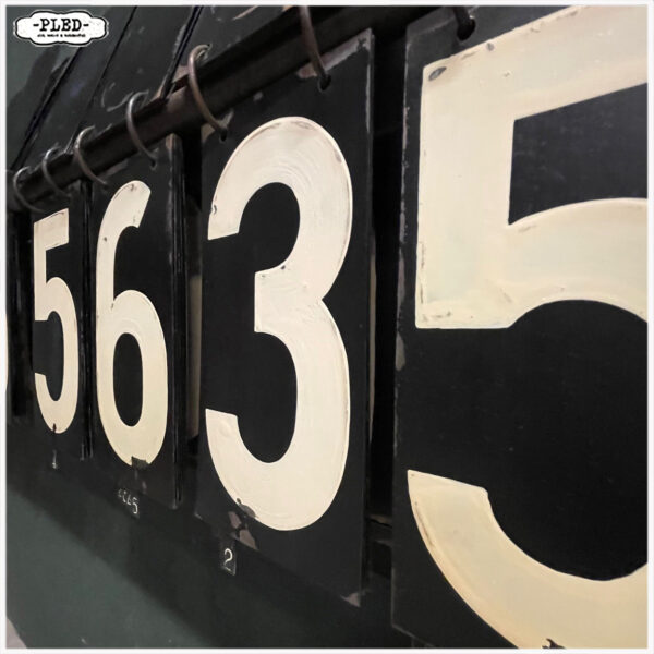 Oud scorebord van kegelbaan - Afbeelding 4