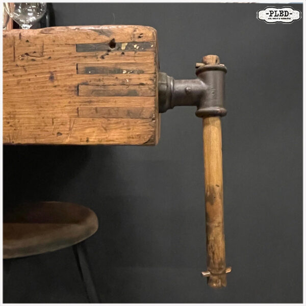 Oude, zeer robuuste, eikenhouten werkbank - Afbeelding 9