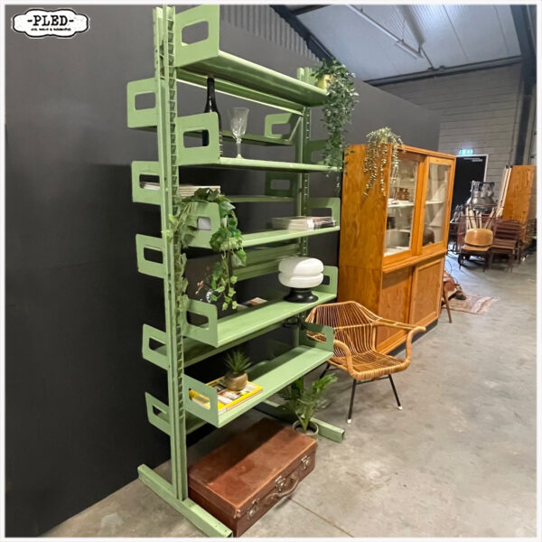 Industrieel presentatierek / roomdivider - Afbeelding 3