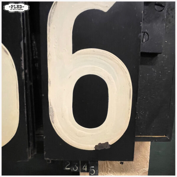 Oud scorebord van kegelbaan - Afbeelding 5