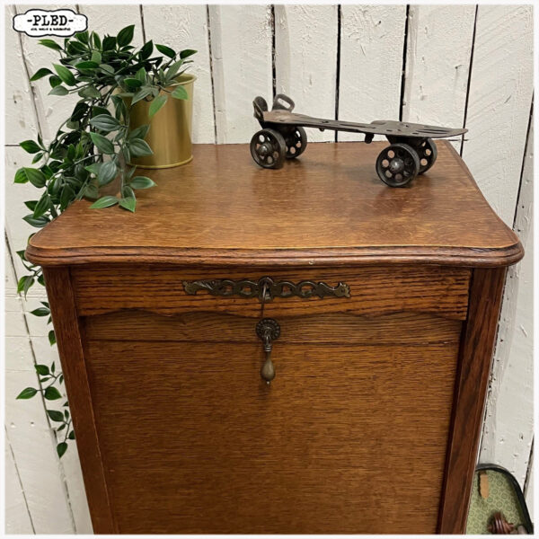 Elegant, vintage roldeurkastje - Afbeelding 9