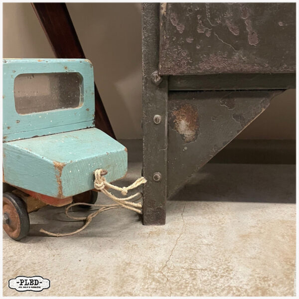 Oude, industriële, genagelde locker, jaren '20/'30 - Afbeelding 12