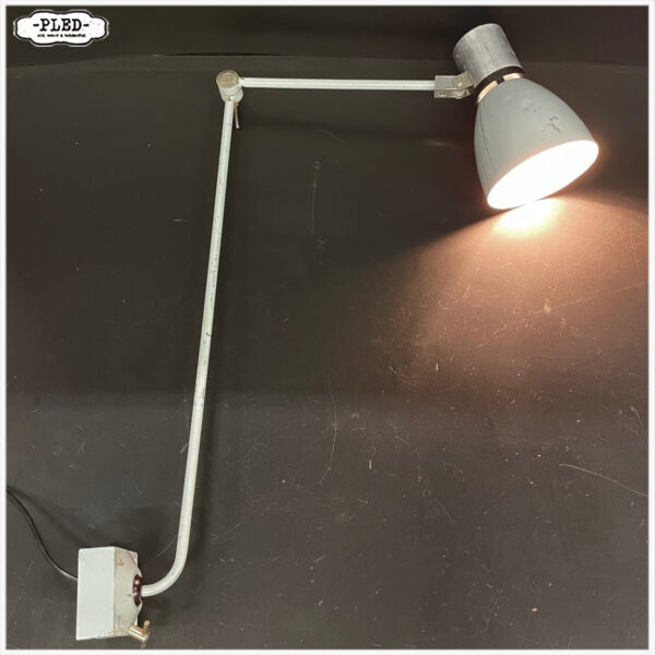Twee armige industriële wandlamp - Afbeelding 6