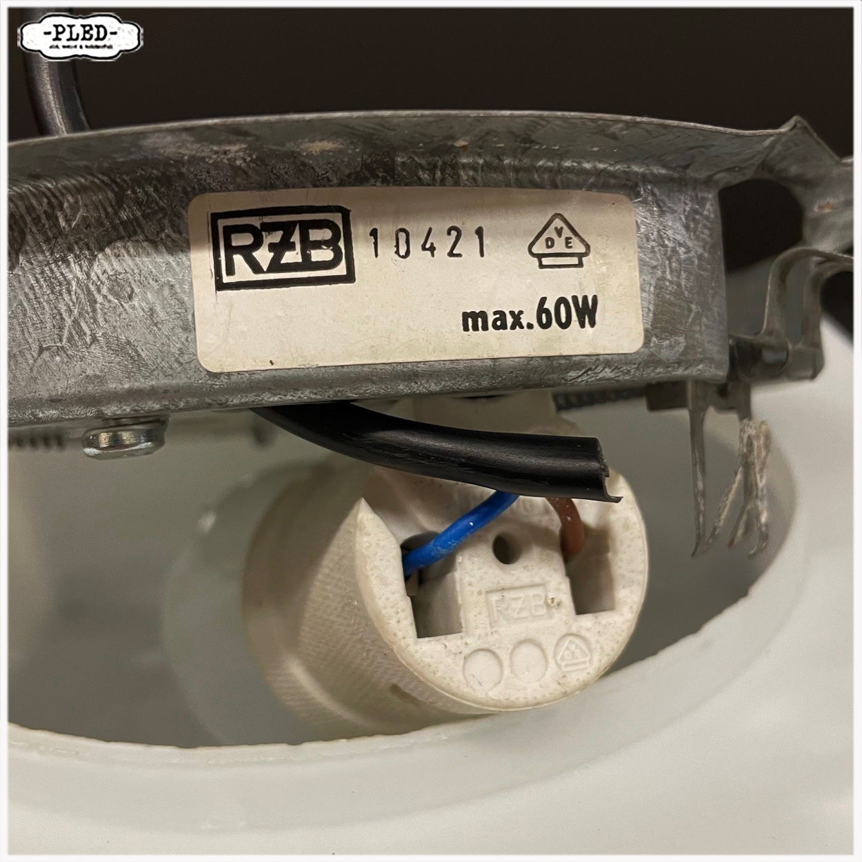 Vintage RZB plafonnière, opaal glas (22 x 22 cm) - Afbeelding 8