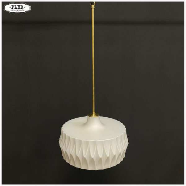 Vintage opaline pendellamp met messing pendel - Afbeelding 4
