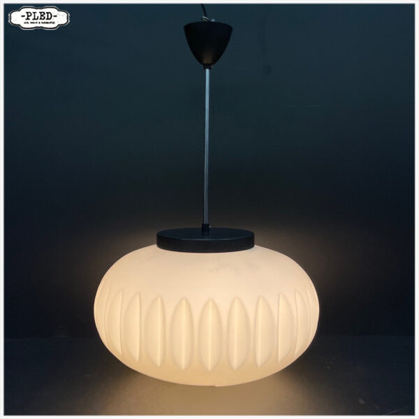 Prachtige vintage opaline lamp, Bohemen, Osvětlovací sklo. - Afbeelding 2