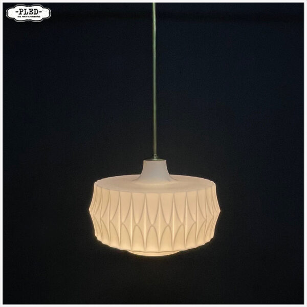 Vintage opaline pendellamp met messing pendel - Afbeelding 5
