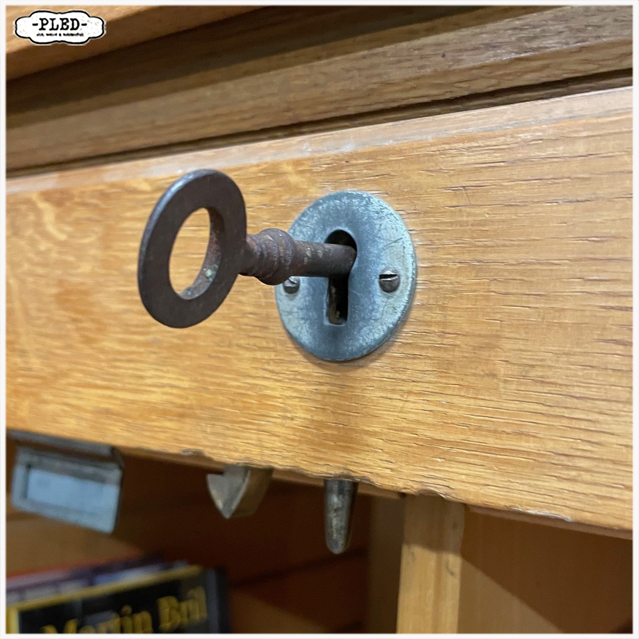 Originele eikenhouten Jerry roldeurkast, jaren 1930, USA - Afbeelding 20