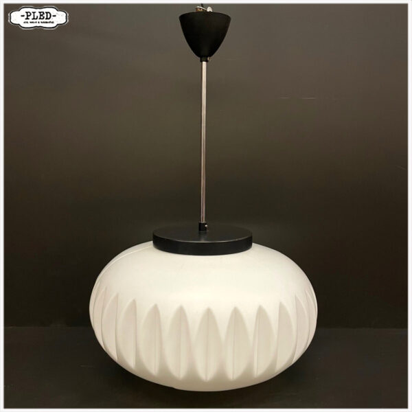 Prachtige vintage opaline lamp, Bohemen, Osvětlovací sklo.