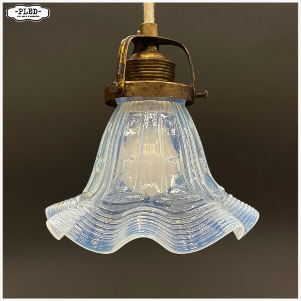 Oud hanglampje met blauwig glas - Afbeelding 2