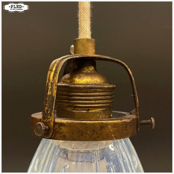 Oud hanglampje met blauwig glas - Afbeelding 3