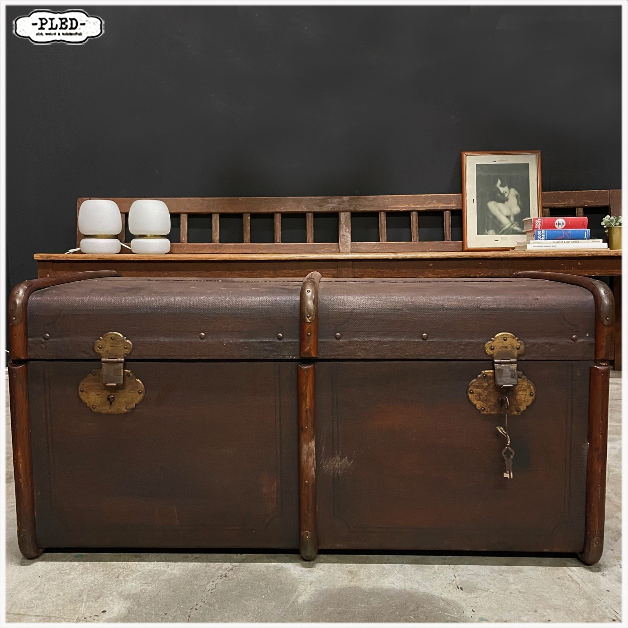 Oude, decoratieve reiskoffer - Afbeelding 4