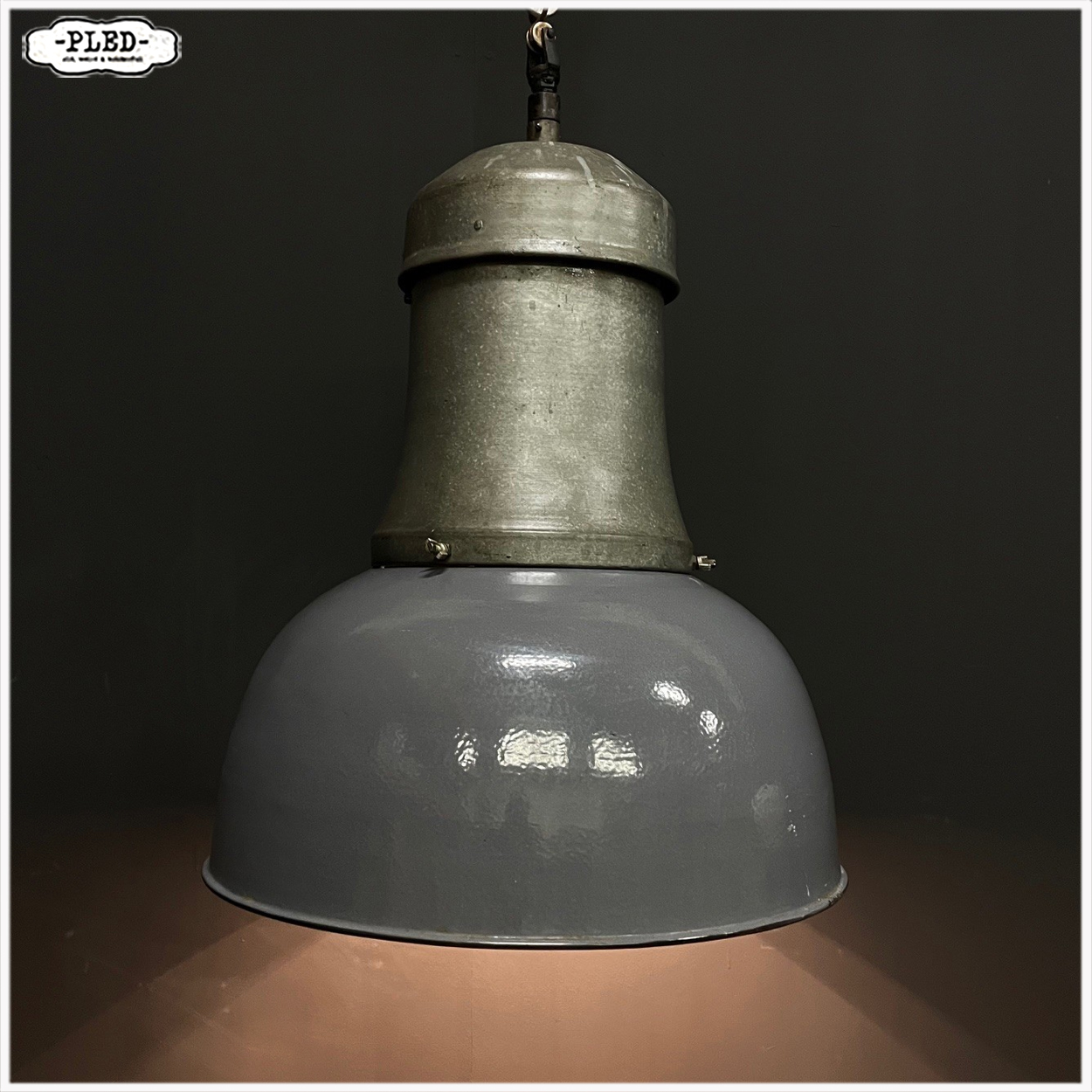 Grote geëmailleerde industriële hanglamp, Bauhaus - Afbeelding 2