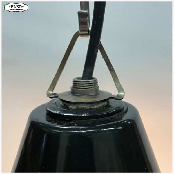 Nieuwe hanglamp met zwart geëmailleerde kap en opaalglas - Afbeelding 4