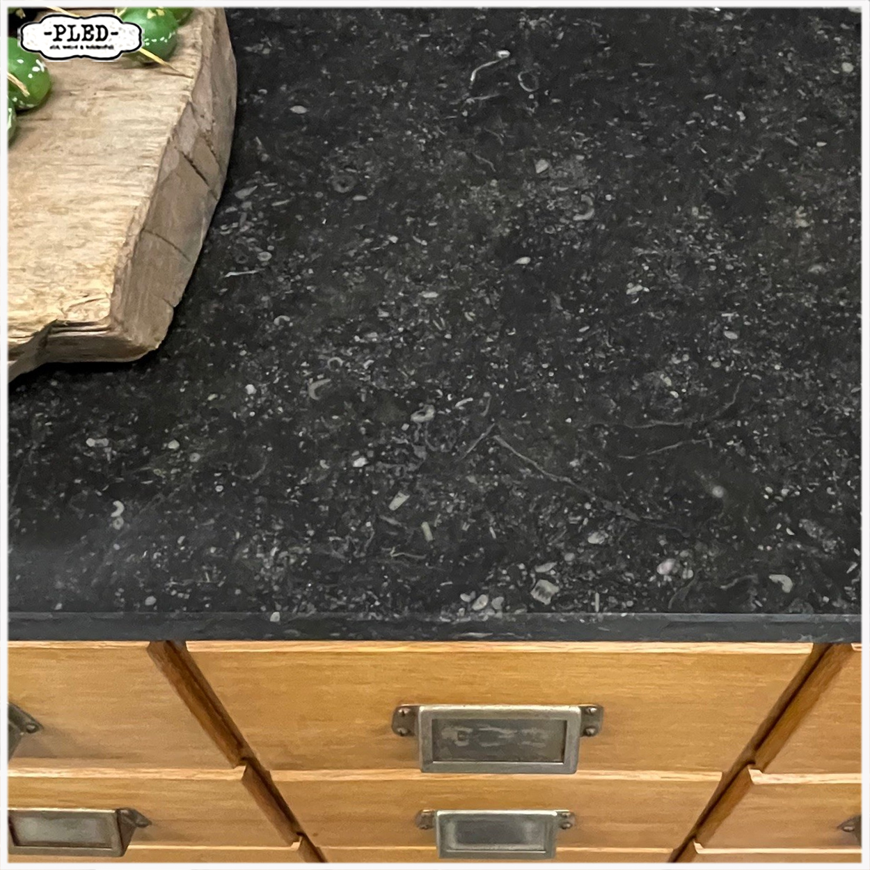 Oude apothekerskast met Belgisch hardstenen blad - Afbeelding 6