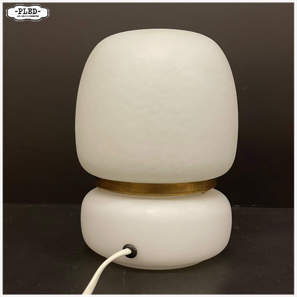 Twee vintage opaline tafellampen / bedlampen - Afbeelding 11