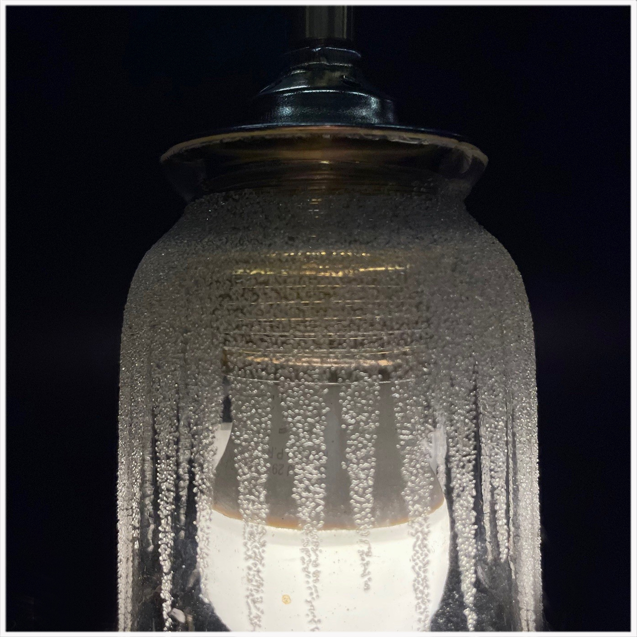 Prachtig glazen hanglampje met messing fitting - Afbeelding 6